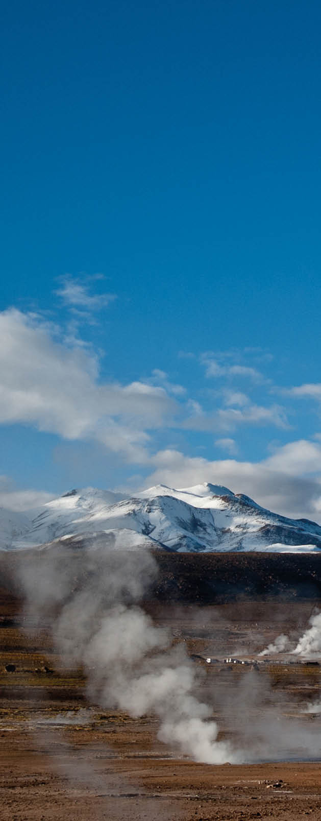 Geysers del Tatio       FotografÌa: Felipe Cantillana, Prochile, FundaciÛn Imagen de Chile(FICH)    --  Con Copyright , Derechos Parciales CC BY- NC-ND-  Creative Commons  --