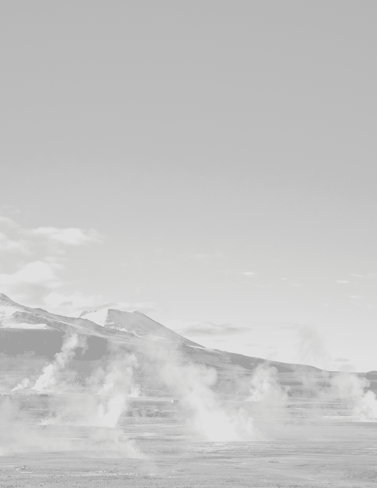 Geysers del Tatio       FotografÌa: Felipe Cantillana, Prochile, FundaciÛn Imagen de Chile(FICH)    --  Con Copyright , Derechos Parciales CC BY- NC-ND-  Creative Commons  --